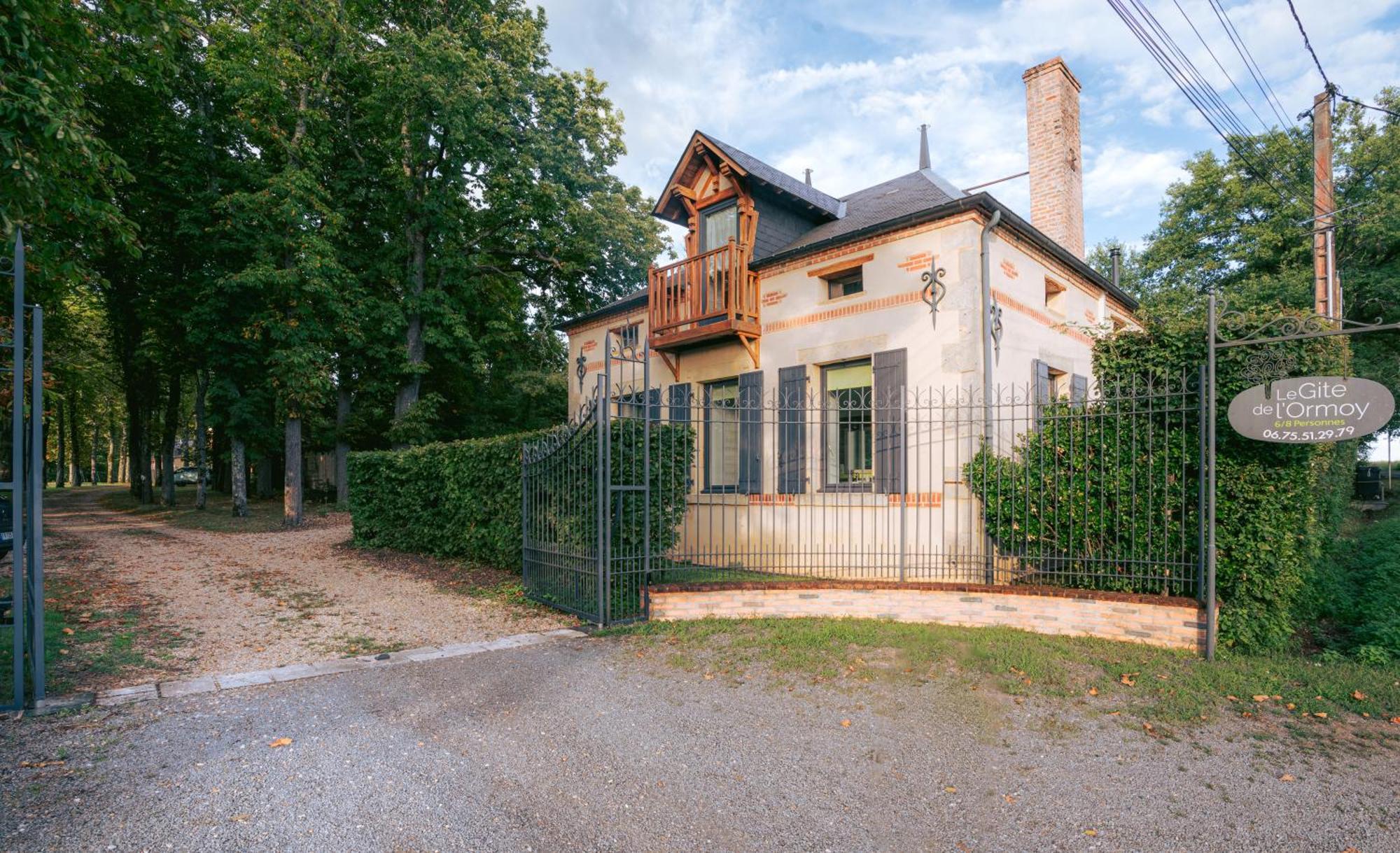 Saint-Laurent  Le Gite De L'Ormoy מראה חיצוני תמונה